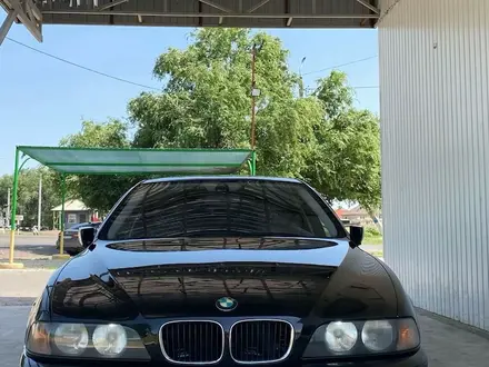 BMW 528 1999 года за 3 500 000 тг. в Алматы – фото 3