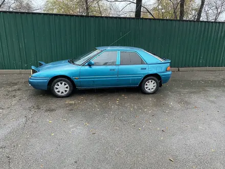 Mazda 323 1989 года за 770 000 тг. в Алматы – фото 2