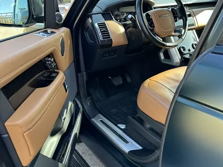 Land Rover Range Rover 2018 года за 51 000 000 тг. в Алматы – фото 14