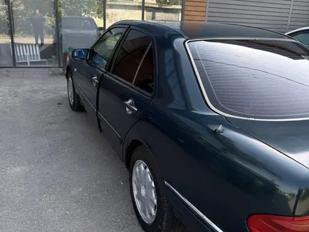 Mercedes-Benz E 280 1996 года за 2 500 000 тг. в Тараз – фото 7