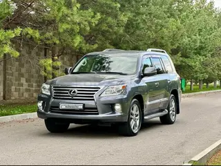 Lexus LX 570