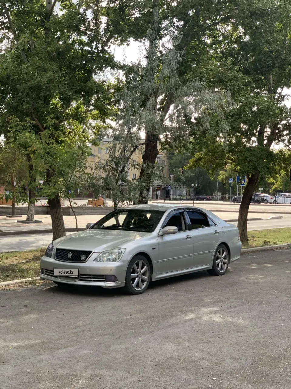 Toyota Crown, 2006