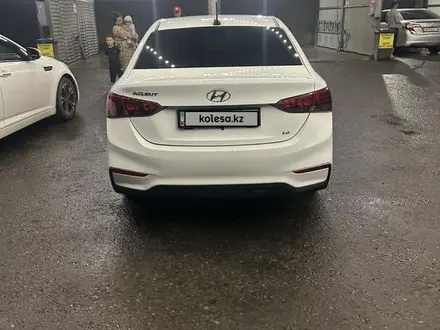 Hyundai Accent 2019 года за 6 000 000 тг. в Алматы – фото 2