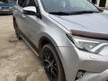 Toyota RAV4 2018 года за 12 000 000 тг. в Уральск – фото 5