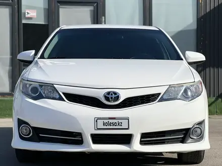 Toyota Camry 2014 года за 5 400 000 тг. в Актау – фото 2