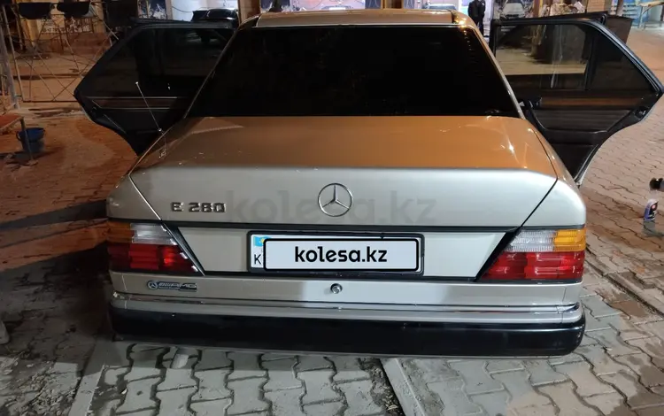 Mercedes-Benz E 230 1991 годаfor1 600 000 тг. в Кызылорда