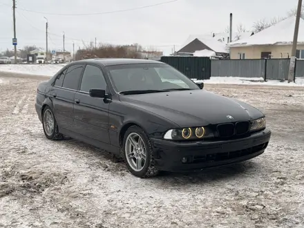 BMW 530 2001 года за 4 800 000 тг. в Астана