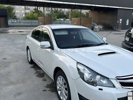 Subaru Legacy 2010 года за 6 200 000 тг. в Алматы – фото 2