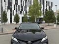 Toyota Camry 2023 года за 19 000 000 тг. в Актобе