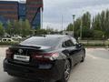 Toyota Camry 2023 года за 19 000 000 тг. в Актобе – фото 7