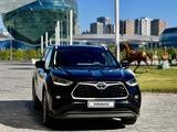 Toyota Highlander 2023 года за 33 000 000 тг. в Астана – фото 5