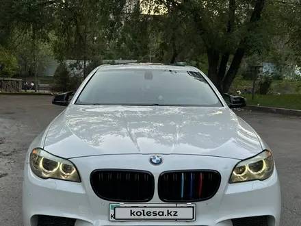 BMW 530 2011 года за 9 400 000 тг. в Алматы – фото 3