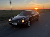 Mercedes-Benz E 200 1995 годаүшін1 900 000 тг. в Экибастуз – фото 3