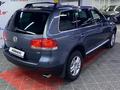 Volkswagen Touareg 2005 года за 4 945 216 тг. в Астана – фото 6