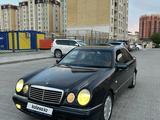 Mercedes-Benz E 320 1998 годаүшін2 600 000 тг. в Актобе – фото 3