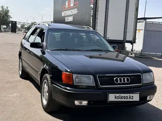 Audi 100