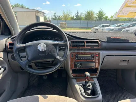 Volkswagen Passat 1996 года за 1 400 000 тг. в Костанай – фото 8