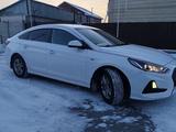 Hyundai Sonata 2017 годаfor8 300 000 тг. в Алматы – фото 3