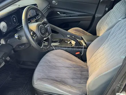 Hyundai Elantra 2023 года за 9 000 000 тг. в Атырау – фото 6