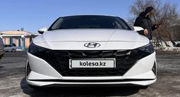 Hyundai Elantra 2021 года за 7 800 000 тг. в Костанай