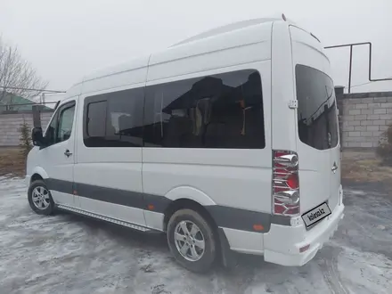 Volkswagen Crafter 2008 года за 15 800 000 тг. в Алматы – фото 7