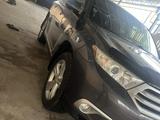 Toyota Highlander 2012 года за 12 800 000 тг. в Алматы – фото 2