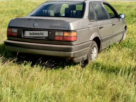 Volkswagen Passat 1988 года за 900 000 тг. в Актогай – фото 6