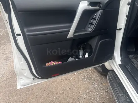 Toyota Land Cruiser Prado 2020 года за 23 200 000 тг. в Алматы – фото 9