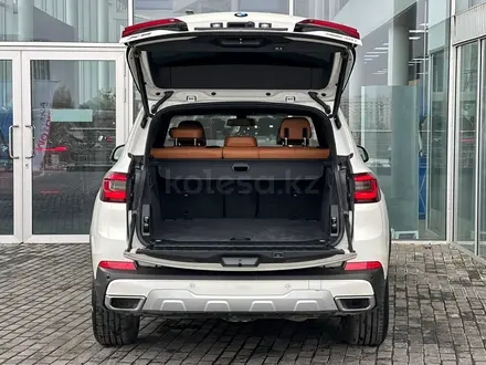 BMW X5 2022 года за 38 000 000 тг. в Алматы – фото 15