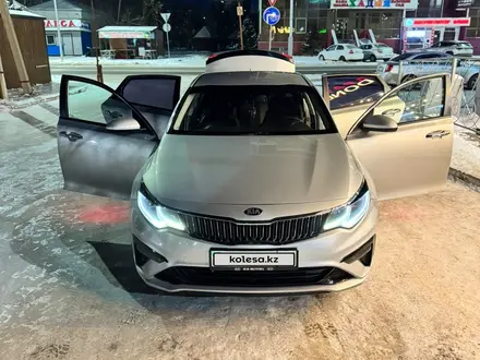 Kia K5 2019 года за 8 750 000 тг. в Астана – фото 3