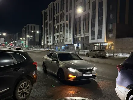 Kia K5 2019 года за 8 750 000 тг. в Астана – фото 4