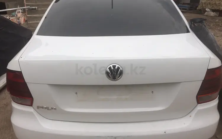 Volkswagen polo крышка багажник за 160 000 тг. в Алматы