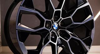 Кованные диски BMW X7 R22 5 112 9.5J ET32 — 10.5J ET 43 dia 66.6 за 1 500 000 тг. в Караганда