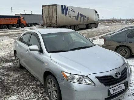 Toyota Camry 2008 года за 3 500 000 тг. в Актобе – фото 3