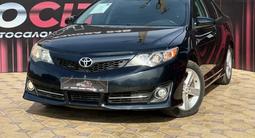 Toyota Camry 2012 года за 6 150 000 тг. в Атырау