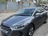 Hyundai Elantra 2018 годаүшін8 200 000 тг. в Алматы