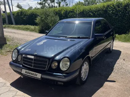 Mercedes-Benz E 280 1996 года за 3 500 000 тг. в Тараз