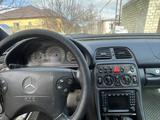 Mercedes-Benz CLK 230 2000 годаүшін2 500 000 тг. в Актау – фото 5