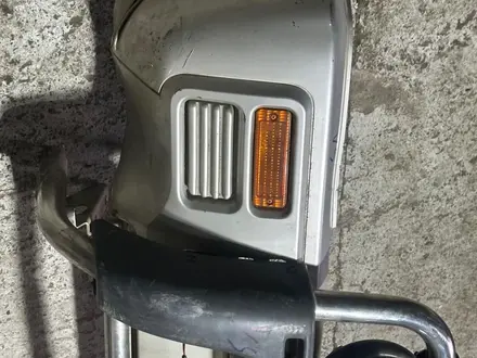 Передний бампер Nissan Mistral r20 за 120 000 тг. в Караганда – фото 6