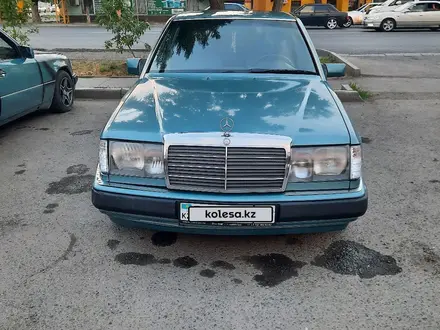 Mercedes-Benz E 230 1992 года за 1 650 000 тг. в Тараз – фото 3