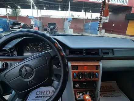 Mercedes-Benz E 230 1992 года за 1 650 000 тг. в Тараз – фото 6