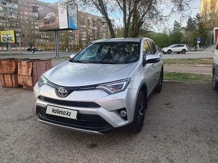 Toyota RAV4 2018 года за 12 000 000 тг. в Павлодар – фото 14