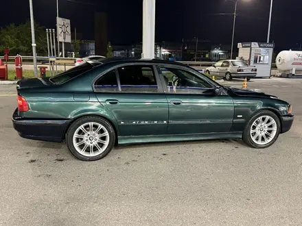BMW 528 1999 года за 2 500 000 тг. в Алматы – фото 3