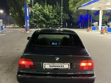 BMW 528 1999 года за 2 500 000 тг. в Алматы – фото 5