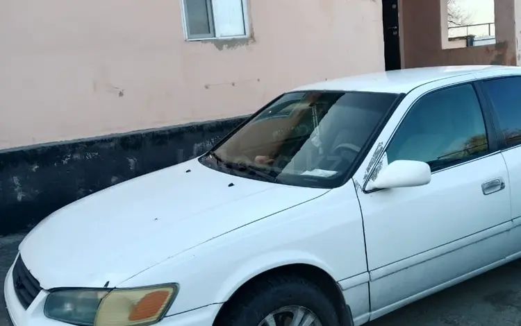 Toyota Camry 2001 годаfor3 150 000 тг. в Байтерек