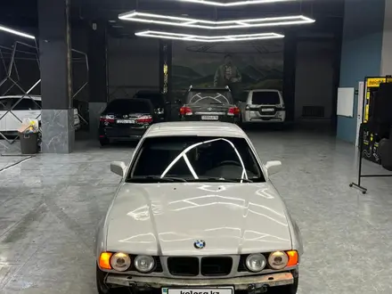 BMW 525 1990 года за 1 700 000 тг. в Семей – фото 4