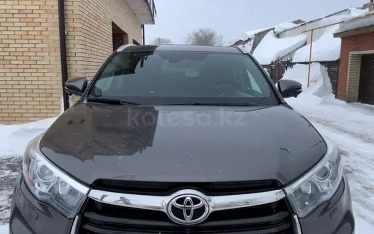 Toyota Highlander 2014 годаүшін16 500 000 тг. в Караганда