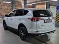 Toyota RAV4 2017 годаүшін12 700 000 тг. в Астана – фото 11