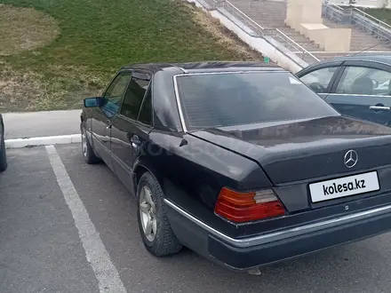 Mercedes-Benz E 230 1992 года за 1 500 000 тг. в Жанатас – фото 7