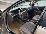 Toyota Camry 2001 годаүшін3 700 000 тг. в Кызылорда – фото 2